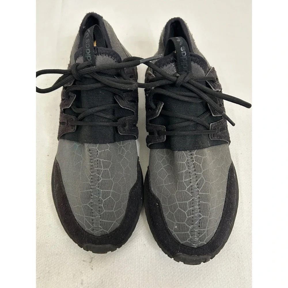 Adidas Men's Tubular Radial 'Core Black Crystal Gray' Sneakers Size 6.5